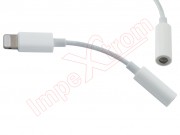 cable-adaptador-mmx62zm-a-blanco-con-conector-lightning-macho-a-conector-audio-jack-hembra-de-3-5mm-en-blister